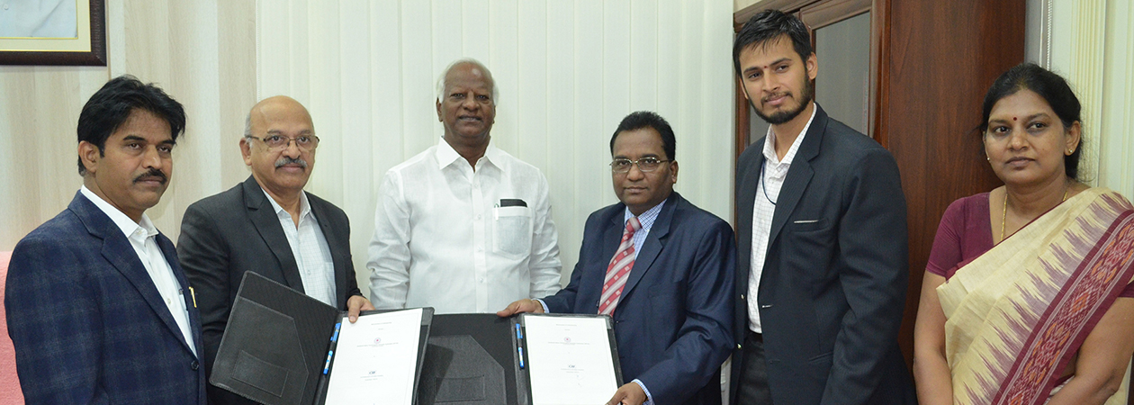 JNTU-H inks MoU with CII to enhance Industry Academia collaboration for Research & Innovation - 25 Sep 2017